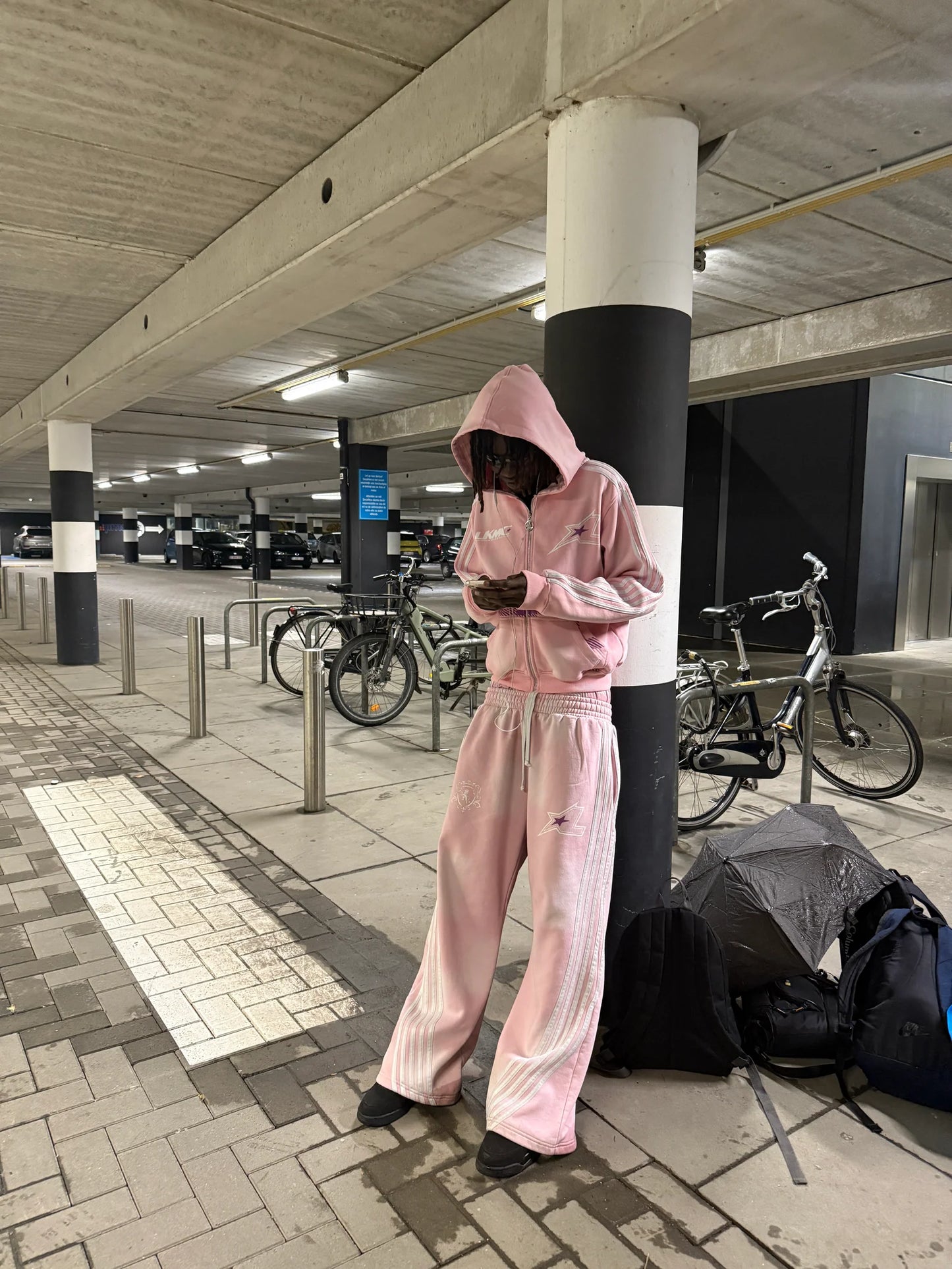 LUKAMACHAIN STRIPED JOGGERS PINK