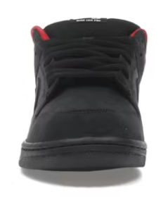 NIKE SB DUNK LOW SUPREME 94 BLACK